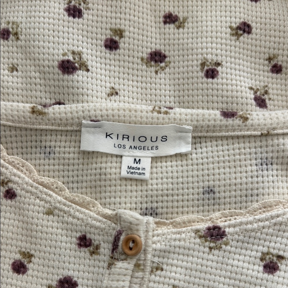 Cream and Brown Chemise with Spaghetti Straps and Sweetheart Neckline - Picture 5 of 5